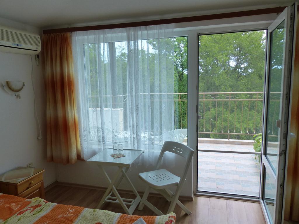 Sunhouse Rooms Zarewo Exterior foto
