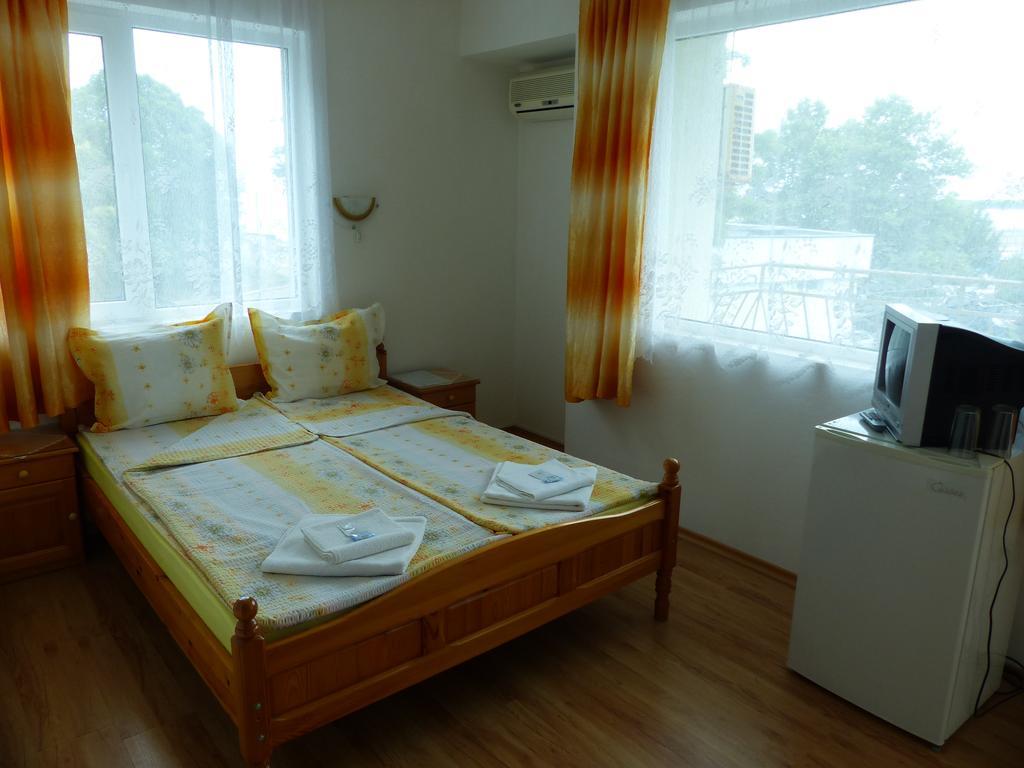 Sunhouse Rooms Zarewo Exterior foto