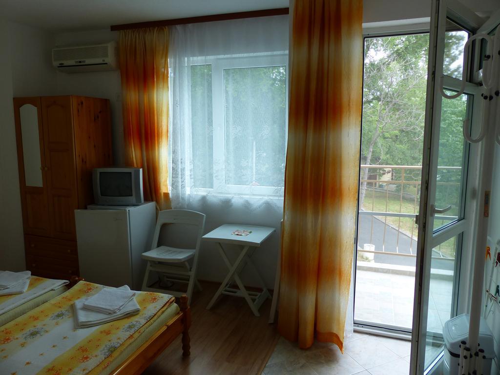 Sunhouse Rooms Zarewo Exterior foto